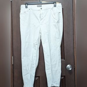 White denim light weight pants